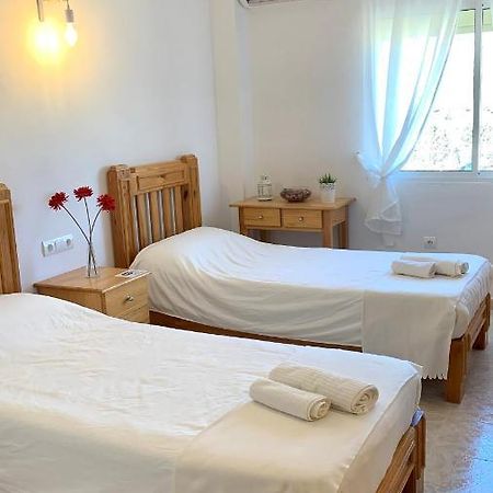 Hostal Sango Sierra De Las Nieves Alozaina エクステリア 写真