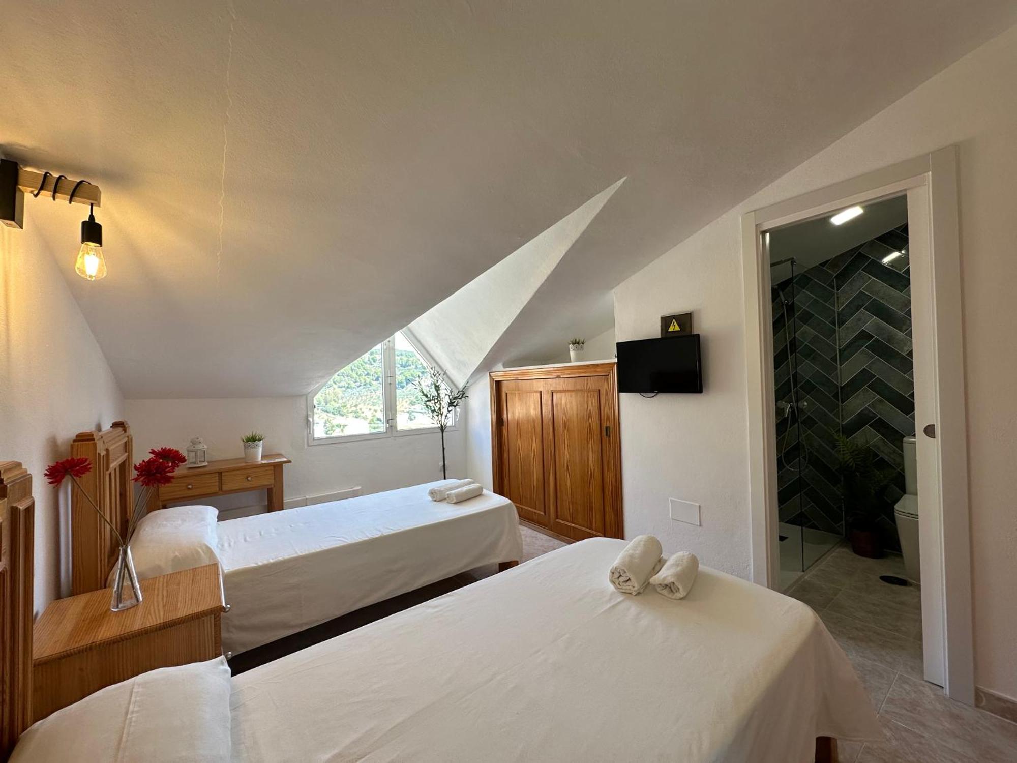 Hostal Sango Sierra De Las Nieves Alozaina エクステリア 写真